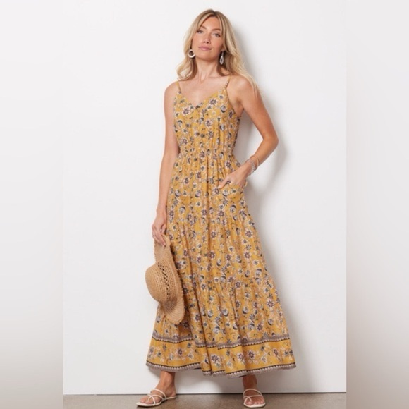 Evereve Dresses & Skirts - Evereve Boho Floral Yellow Maxi Dress (Small)